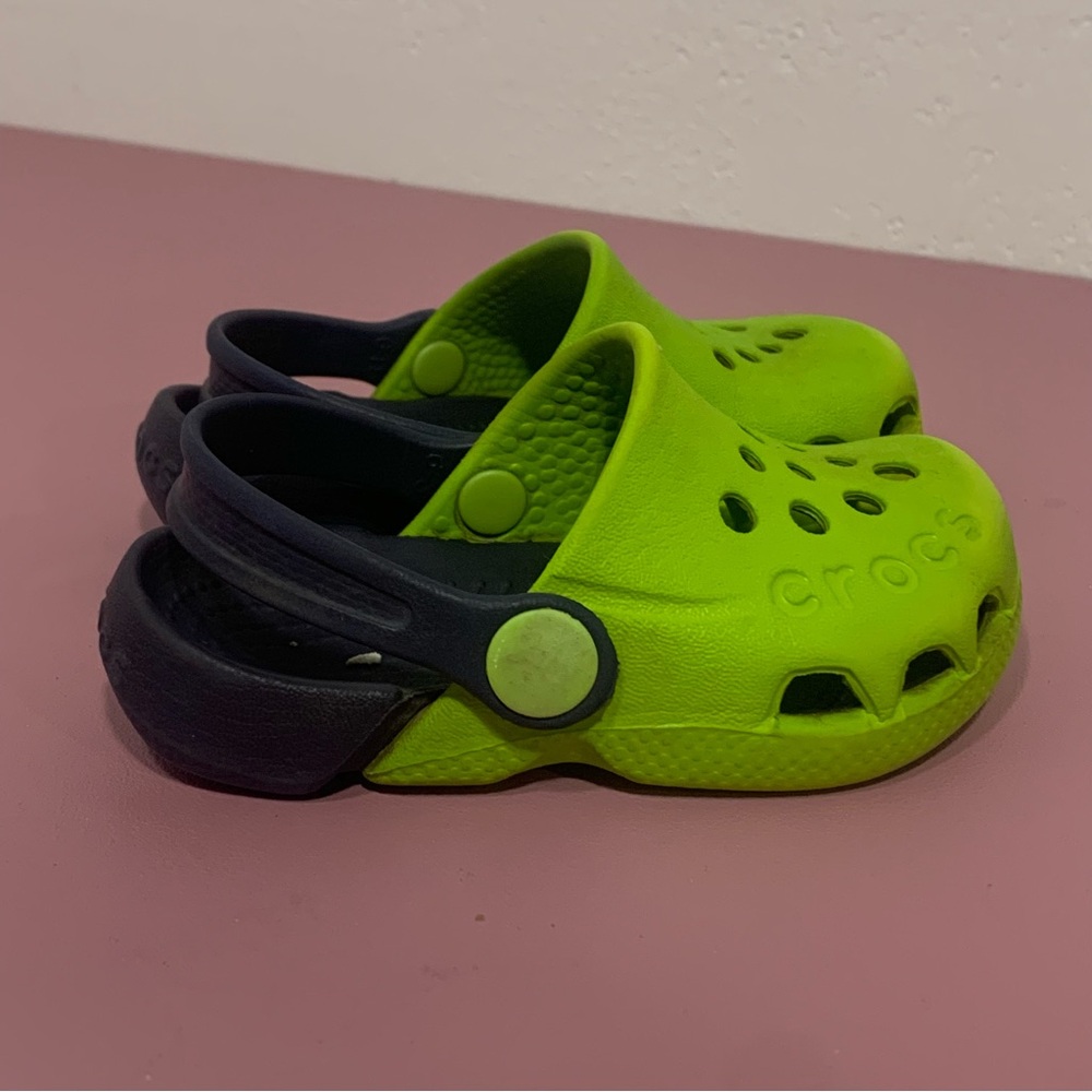 Kids Crocs Electro II Clog children’s toddler size 6 blue green waterproof